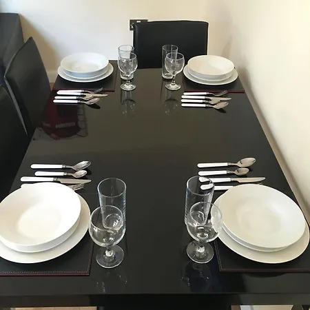 Starlite Serviced Leeds (West Yorkshire)